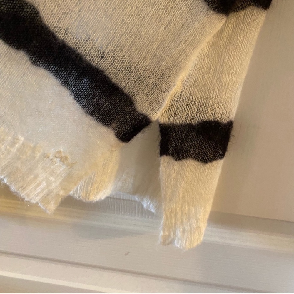BANJO & MATILDA Australia Mohair-Blend Black & White Striped Sweater - M - Picture 10 of 13
